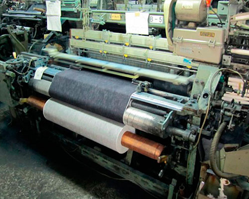 Старый станок для производства selvedge денима